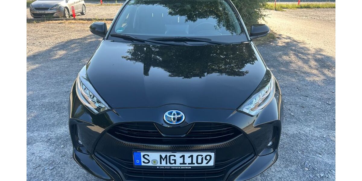 Toyota Yaris 55.000 km 16.800 &euro; Stuttgart 70437