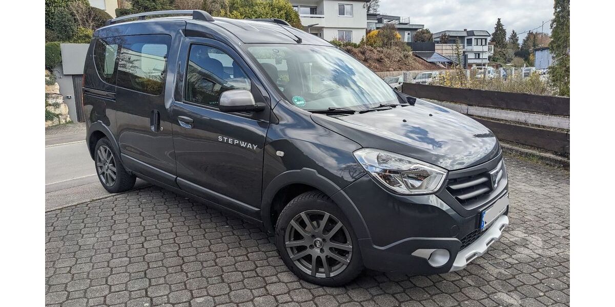 Dacia Dokker 143.300 km 8.100 &euro; Calw 75365