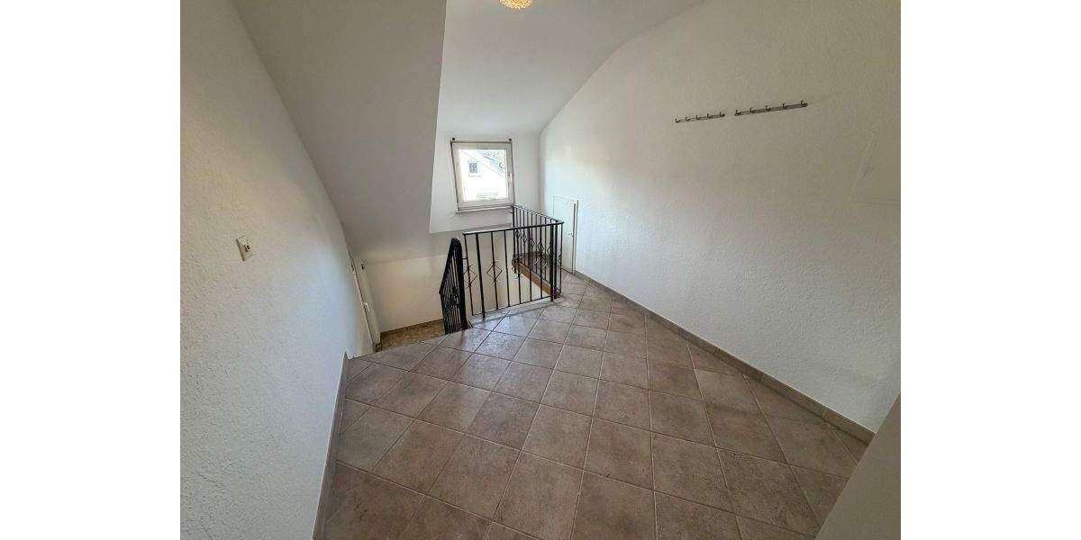 Etagenwohnung Wannweil - 4 Zimmer, 108 m&sup2;, 1.100&euro; | Angebot:24843858