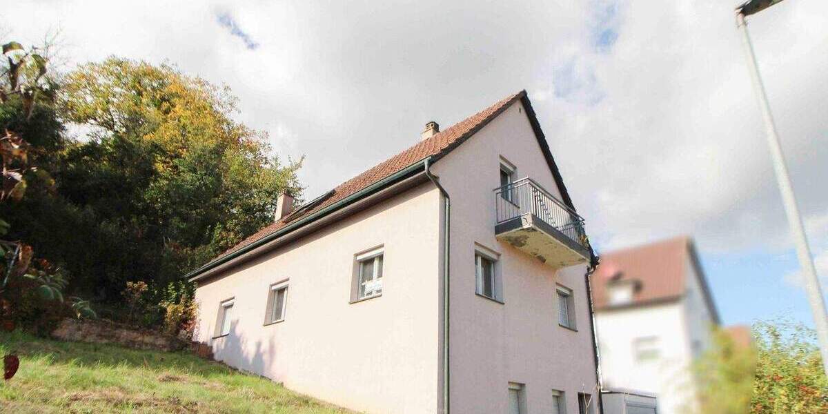 Einfamilienhaus Mühlacker Dürrmenz - 6 Zimmer, 115 m&sup2;, 175.000&euro; | Angebot:24874975