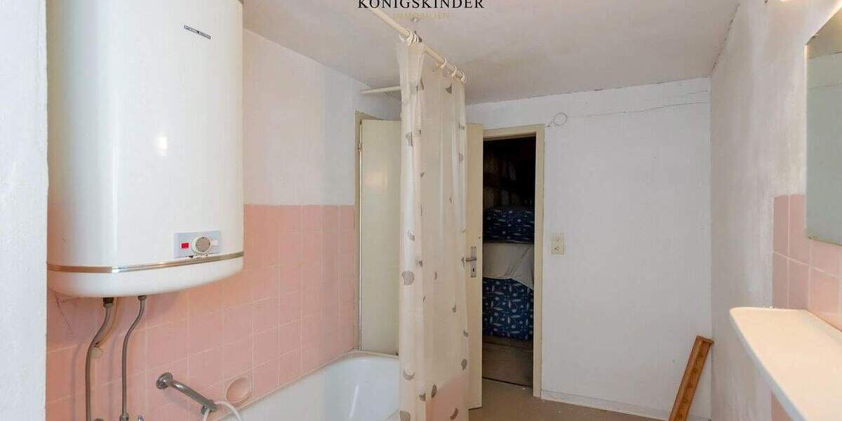 Mehrfamilienhaus, Wohnhaus Kernen im Remstal Stetten - 9 Zimmer, 300 m&sup2;, 399.000&euro; | Angebot:24834877