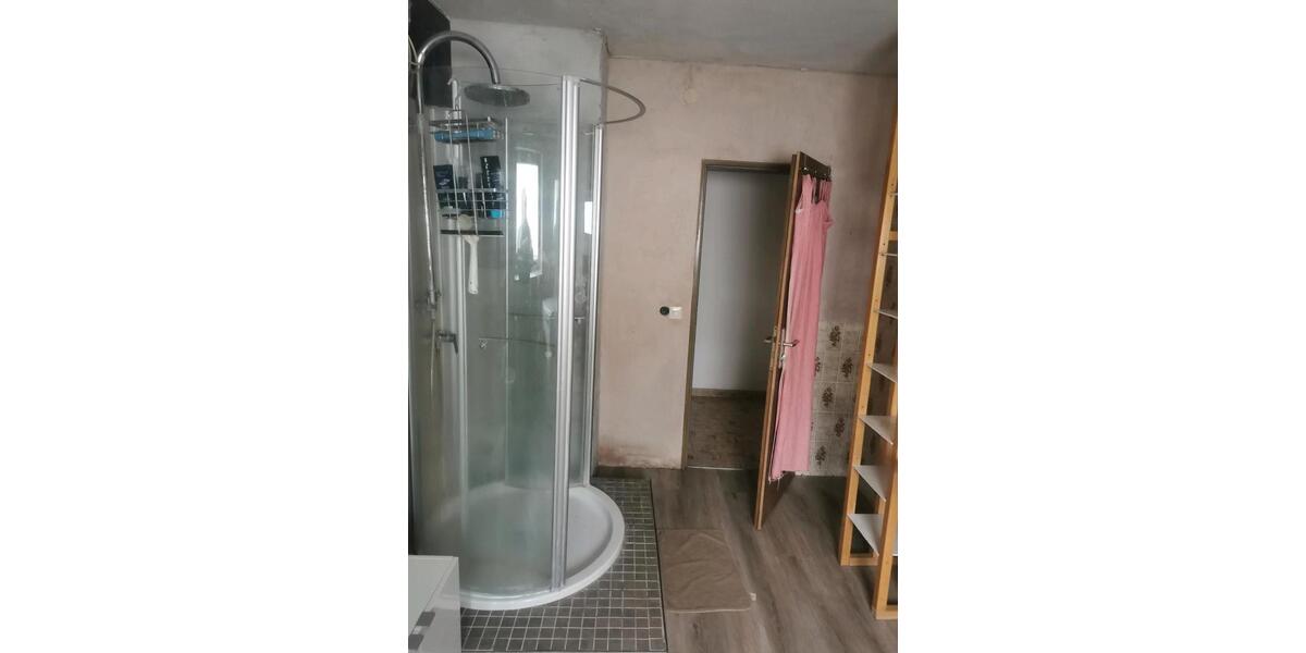 Erdgeschoßwohnung Rottenburg am Neckar - 4 Zimmer, 120 m&sup2;, 350&euro; | Angebot:26223917