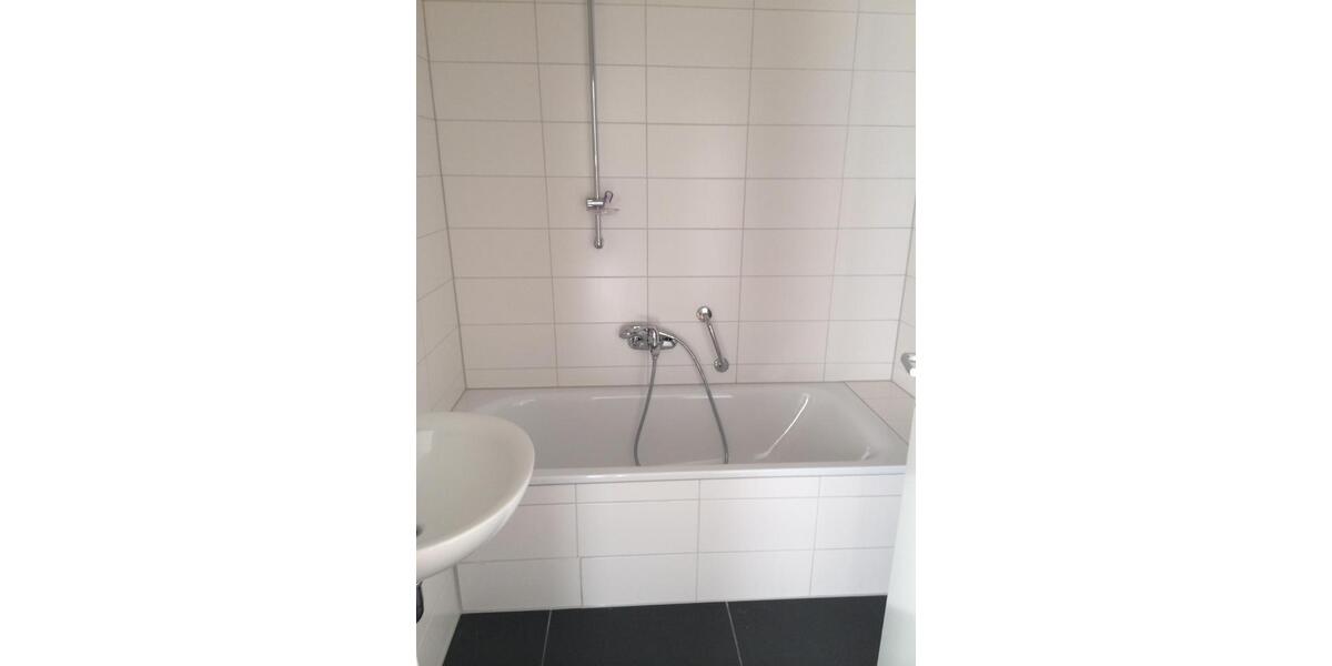 Etagenwohnung Esslingen am Neckar Oberesslingen - 4 Zimmer, 94 m&sup2;, 1.092&euro; | Angebot:24625249