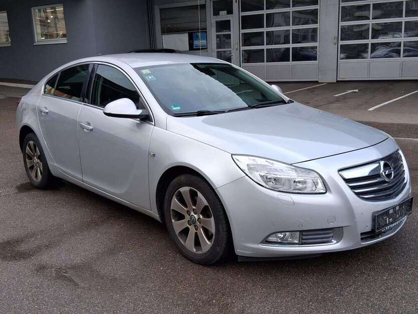 Opel Insignia 179.611 km 2.690 € Holzgerlingen 71088