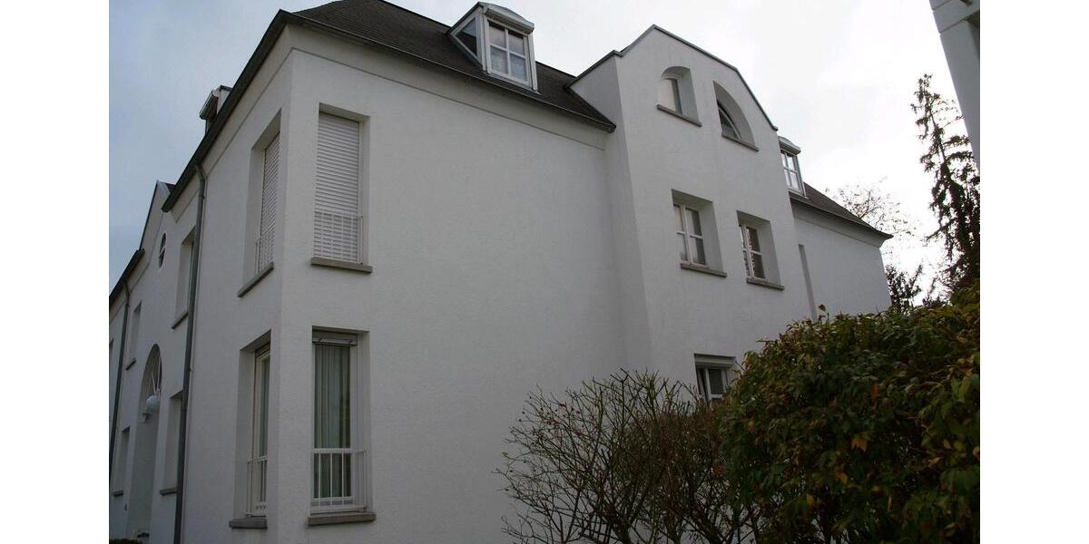 Dachgeschoßwohnung Reutlingen - 3 Zimmer, 80 m&sup2;, 1.250&euro; | Angebot:27584496