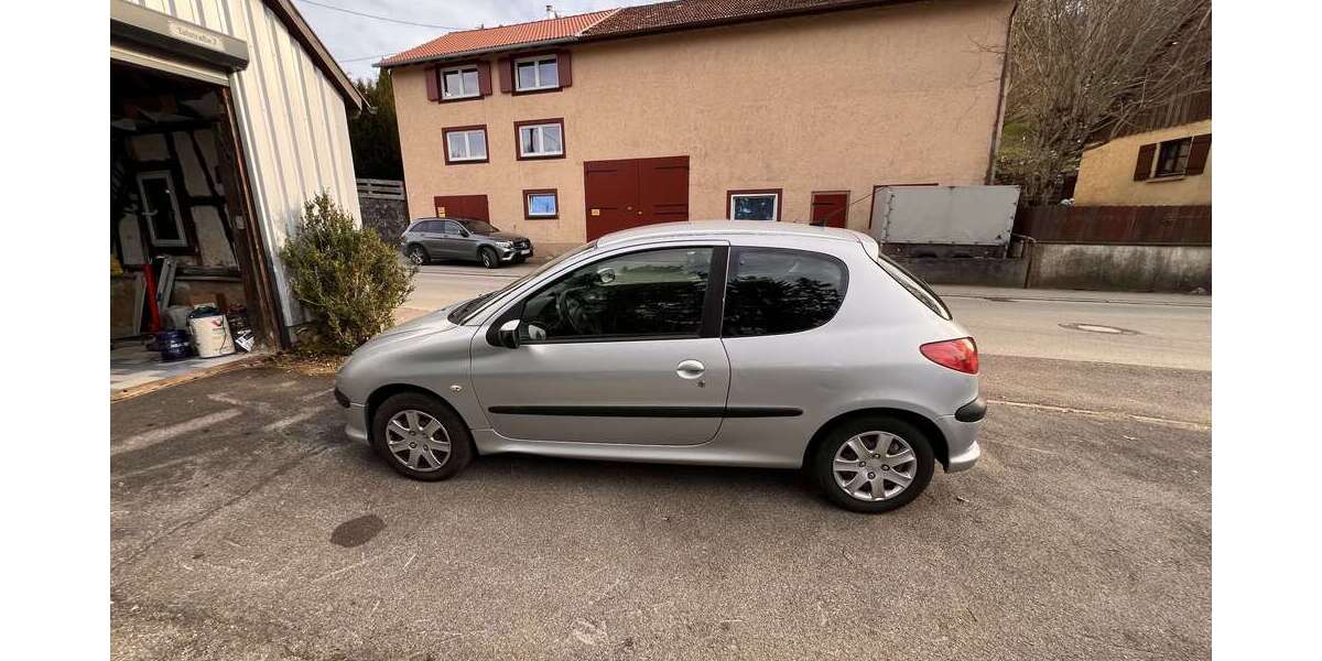 Peugeot 206 176.000 km 1.900 &euro; Reutlingen 72768