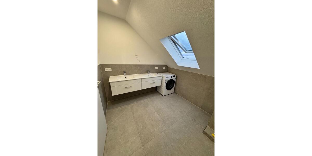 Dachgeschoßwohnung Wurmberg - 4 Zimmer, 110 m&sup2;, 1.600&euro; | Angebot:26505617