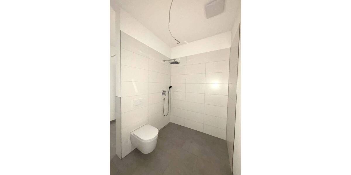 Etagenwohnung Sindelfingen Mitte - 2 Zimmer, 89 m&sup2;, 1.280&euro; | Angebot:26190952