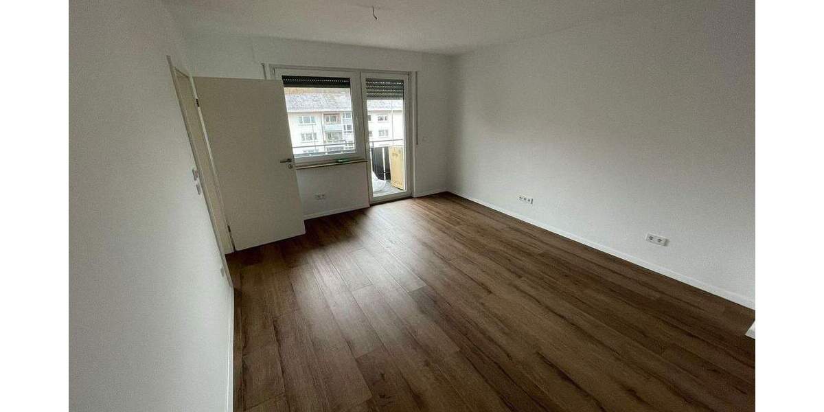 Etagenwohnung Esslingen Oberesslingen - 2 Zimmer, 62 m&sup2;, 1.045&euro; | Angebot:24810117