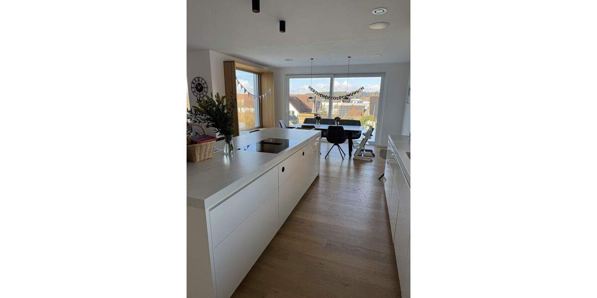 Doppelhaushälfte Renningen Malmsheim - 6 Zimmer, 226 m&sup2;, 2.850&euro; | Angebot:25629869