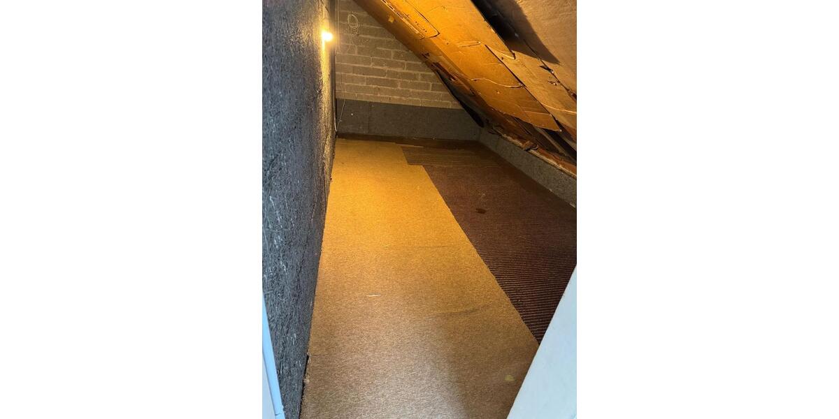 Dachgeschoßwohnung Sindelfingen - 2 Zimmer, 56 m&sup2;, 1.200&euro; | Angebot:24588379