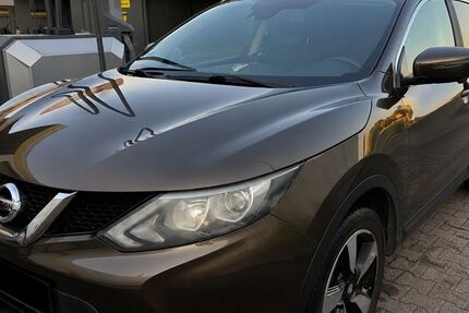 Nissan Qashqai 83.588 km 11.400 &euro; Reutlingen 72760
