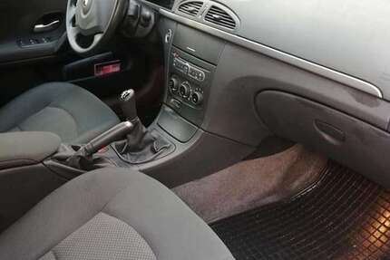 Renault Laguna 124.900 km 1.599 &euro; Stuttgart 70469