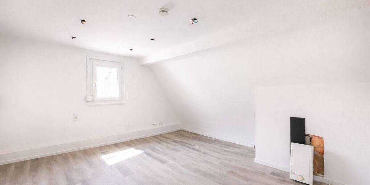 Doppelhaushälfte Stuttgart - Degerloch Degerloch - 6 Zimmer, 97 m&sup2;, 350.000&euro; | Angebot:26569595