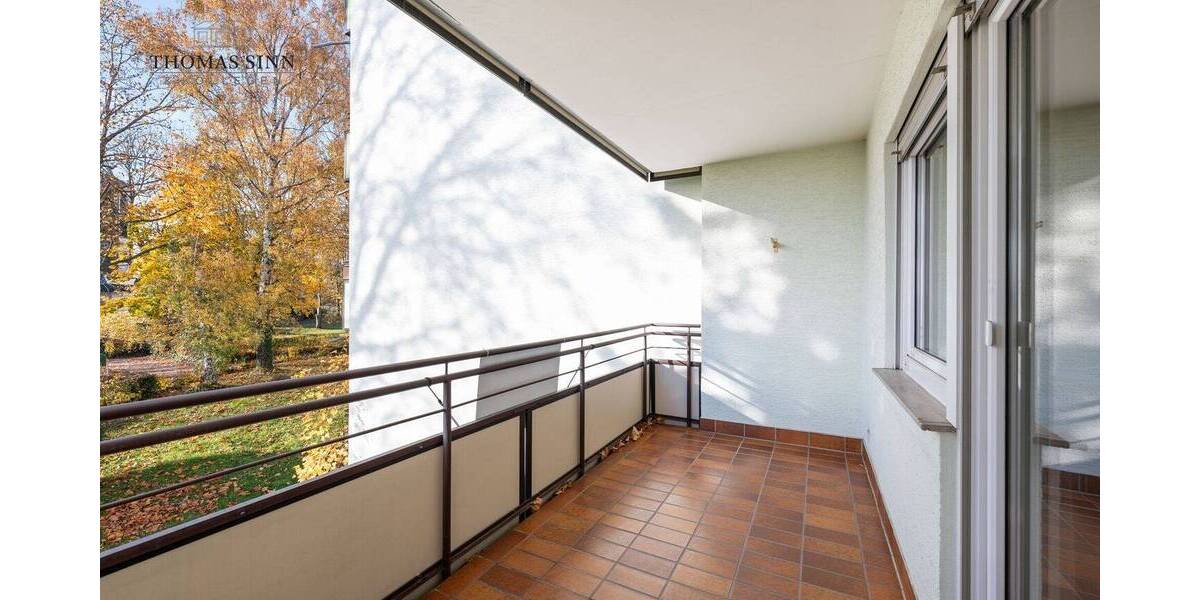 Modernisierungsbedürftige 3,5 Zimmer Wohnung mit schönem Blick ins Grüne - Sofort frei! 3 zimmer