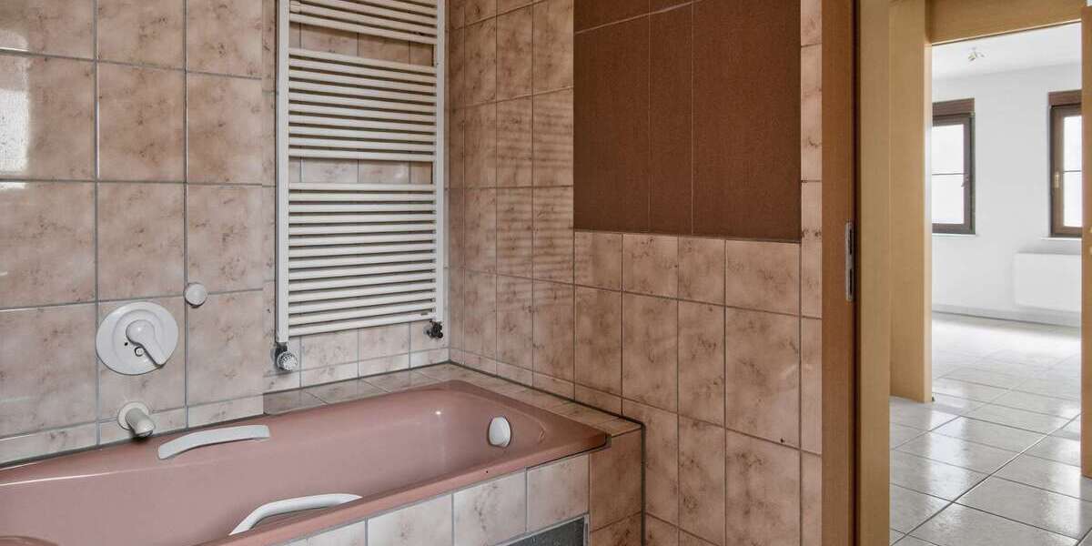 Seltene Gelegenheit: Gepflegtes 3-Familienhaus in Top-Wohnlage - Mehrfamilienhaus, Wohnhaus Stuttgart Zuffenhausen | Angebot:27083597