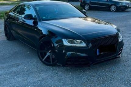 Audi A5 318.000 km 5.555 &euro; Stuttgart 70182