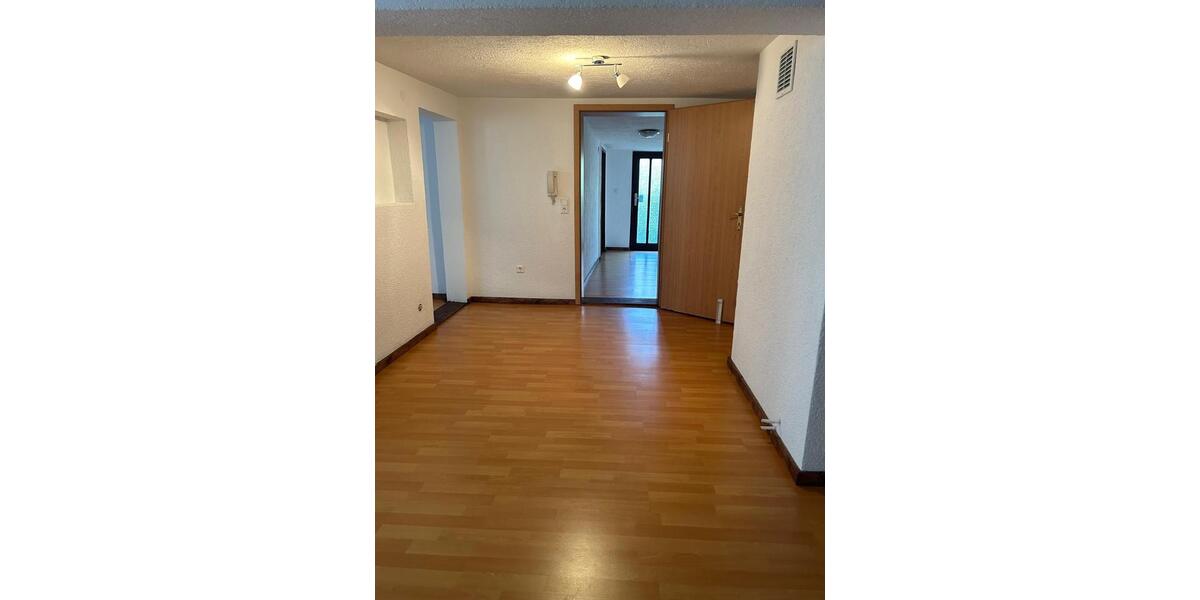 Etagenwohnung Calw - 5 Zimmer, 150 m&sup2;, 140.000&euro; | Angebot:26619153