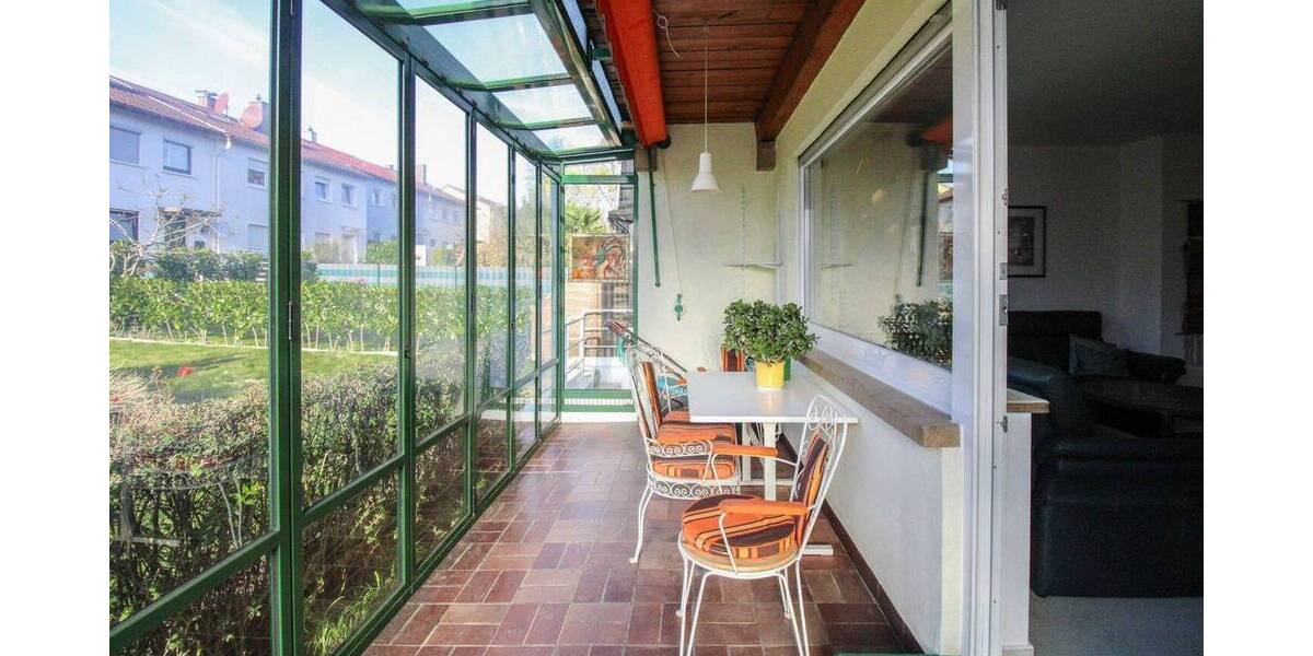Reihenendhaus Stuttgart Rot - 6 Zimmer, 131 m&sup2;, 398.000&euro; | Angebot:26799937