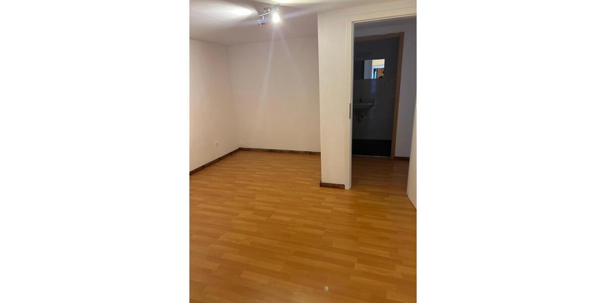 Etagenwohnung Calw - 5 Zimmer, 150 m&sup2;, 140.000&euro; | Angebot:26619153