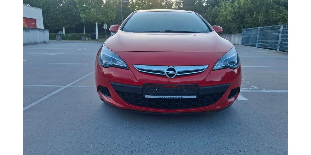 Opel Astra 83.000 km 9.950 &euro; stuttgart 70469