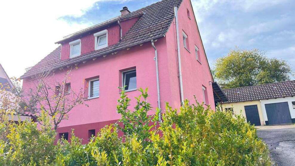 Haus zum Kaufen in Calw 542.000 € 124 m²