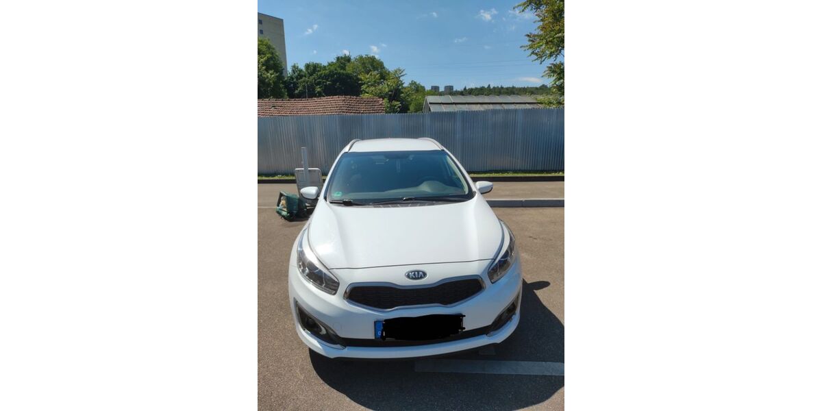 Kia ceed / Ceed 128.600 km 8.900 &euro; Esslingen am Neckar 73730