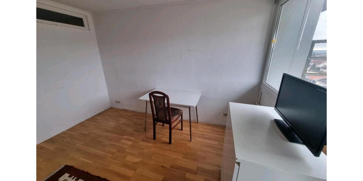 Etagenwohnung Sindelfingen Eichholz - 1 Zimmer, 25 m&sup2;, 750&euro; | Angebot:24840712