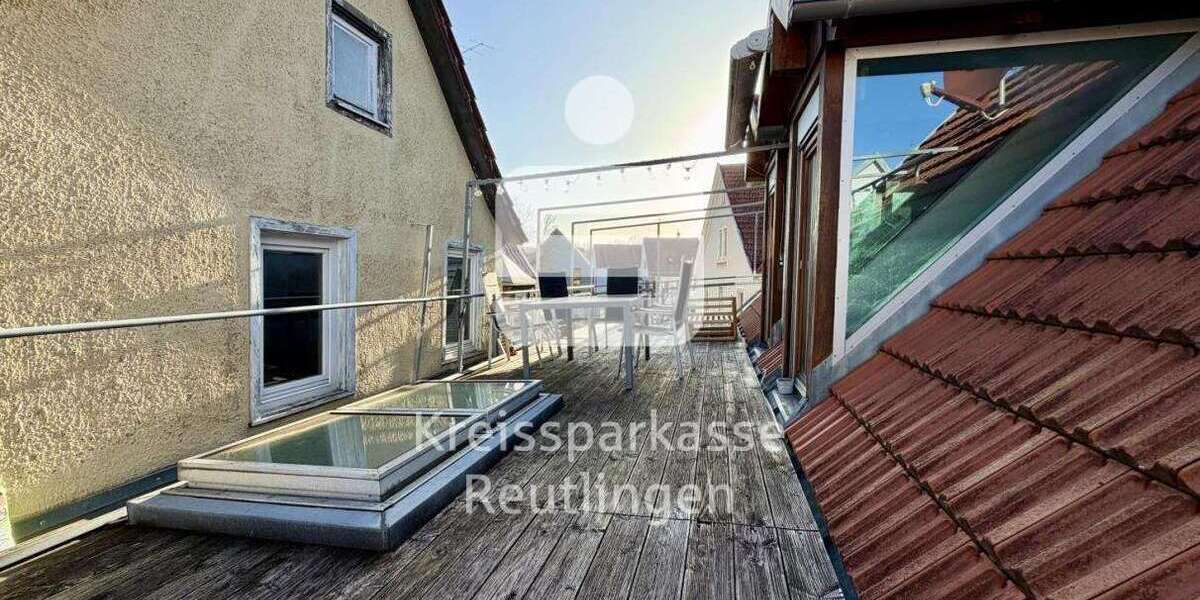 Einfamilienhaus Reutlingen Sondelfingen - 16 Zimmer, 357 m&sup2;, 1.590.000&euro; | Angebot:25823779