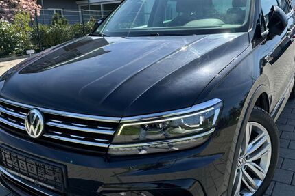 VW Tiguan 143.000 km 31.980 € Holzgerlingen 71088
