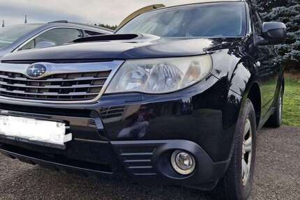 Subaru Forester 307.000 km 3.200 € Tübingen 72074