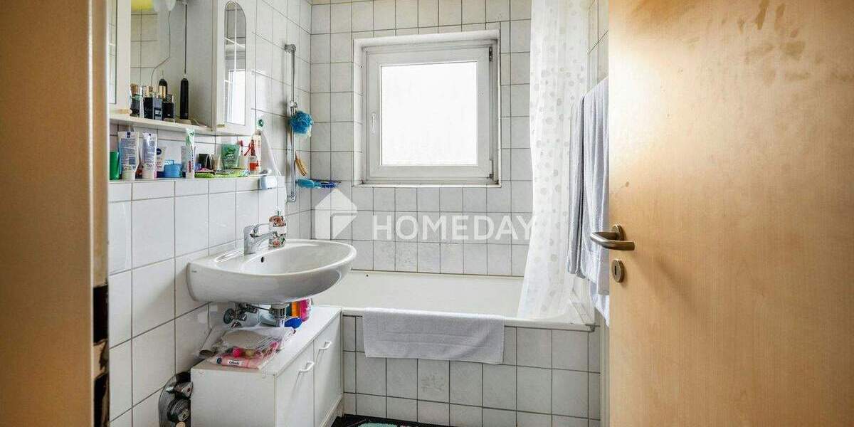 Etagenwohnung Gerlingen - 3 Zimmer, 74 m&sup2;, 320.000&euro; | Angebot:24697520