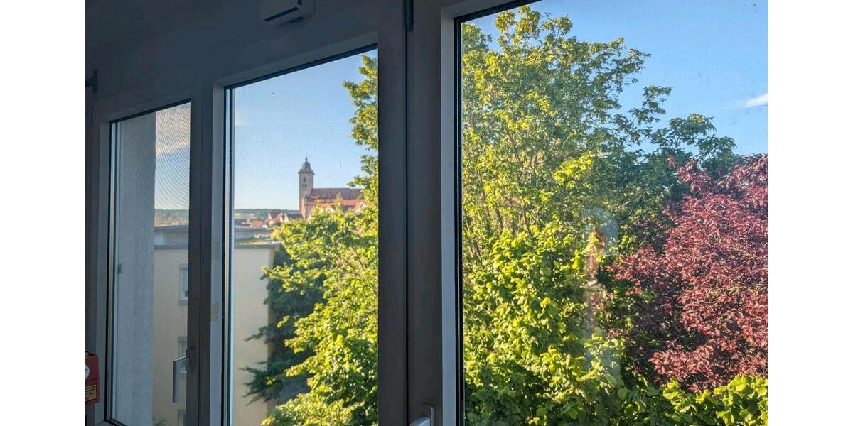 Dachgeschoßwohnung Nürtingen - 4 Zimmer, 107 m&sup2;, 495.000&euro; | Angebot:26794944