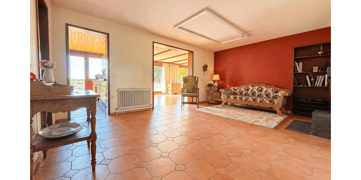 Einfamilienhaus Sindelfingen Ost - 8 Zimmer, 370 m&sup2;, 875.000&euro; | Angebot:26657144