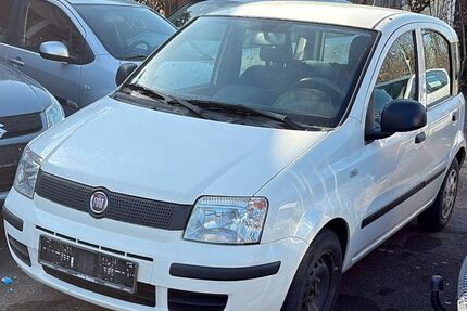Fiat Panda 136.500 km 2.999 &euro; Böblingen 71032
