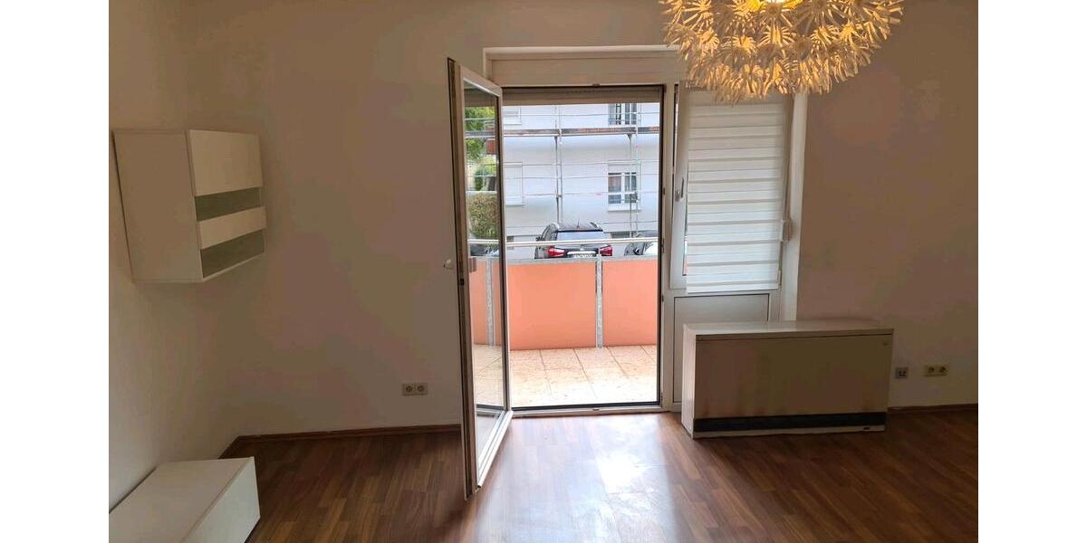 Hochparterre Ludwigsburg Eglosheim - 2 Zimmer, 1.150&euro; | Angebot:23285320