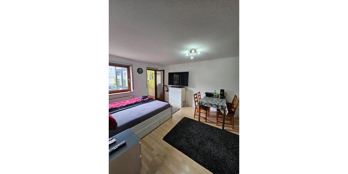 Erdgeschoßwohnung Nürtingen - 1 Zimmer, 30 m&sup2;, 160.000&euro; | Angebot:27551170