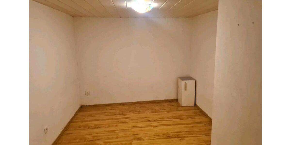 Dachgeschoßwohnung Stuttgart Stuttgart-Mitte - 3 Zimmer, 60 m&sup2;, 1.150&euro; | Angebot:26454712