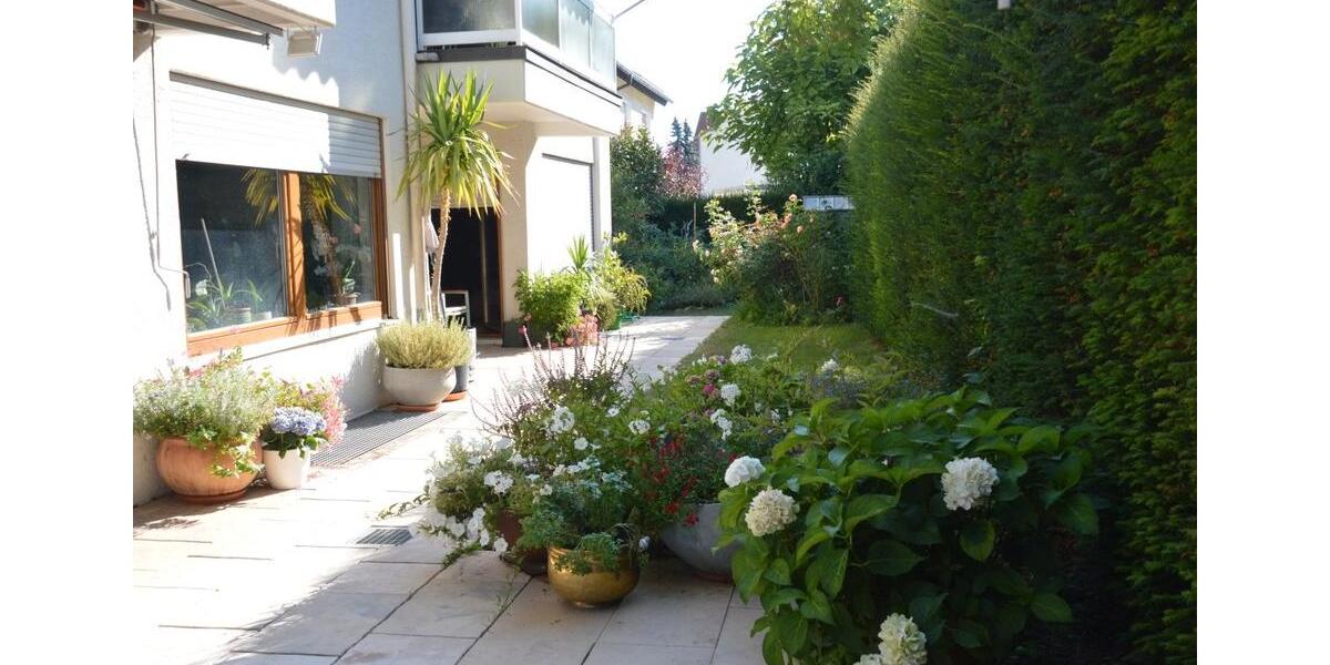 Erdgeschoßwohnung Leonberg - 4.5 Zimmer, 150 m&sup2;, 590.000&euro; | Angebot:26587813