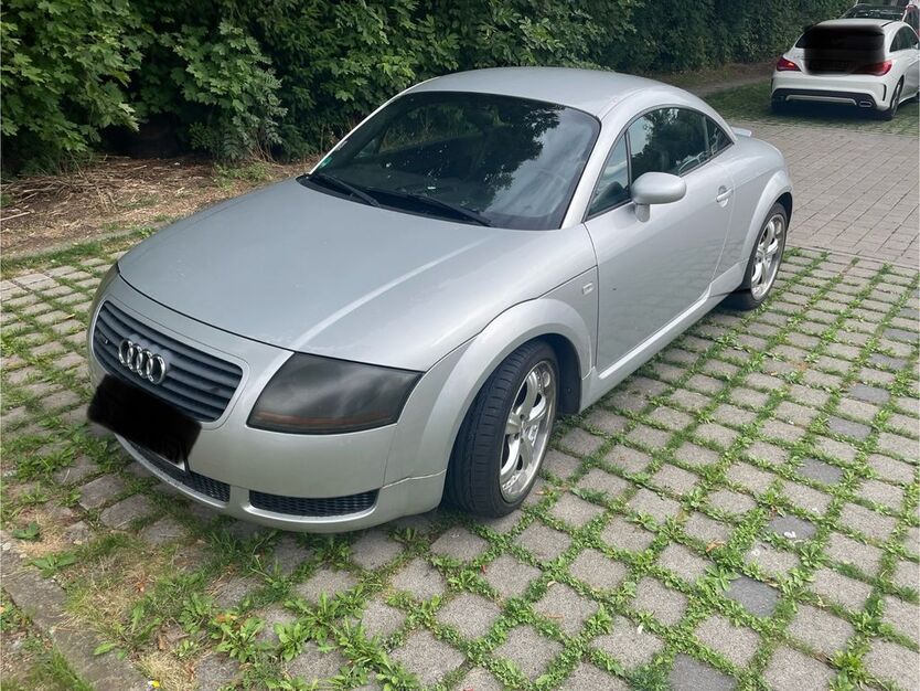 Audi TT 200.000 km 4.300 € Stuttgart 70374