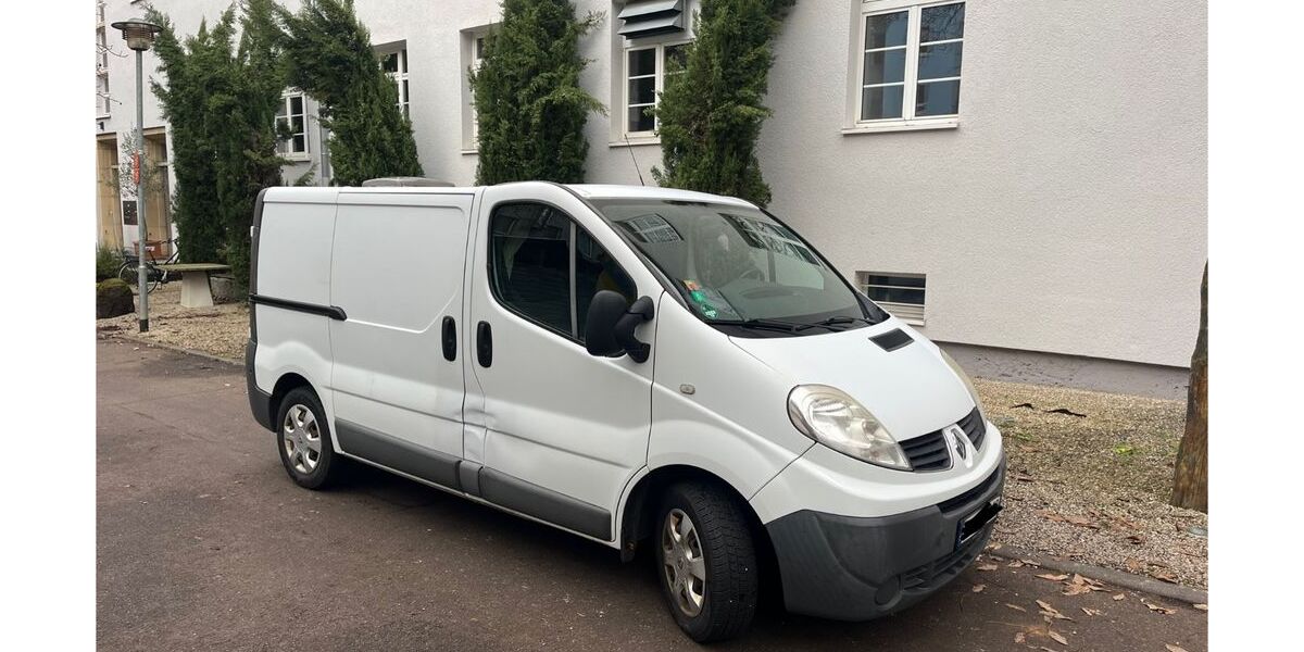 Renault Trafic 147.500 km 11.900 € TÜBINGEN 72072