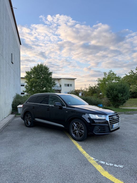 Q7