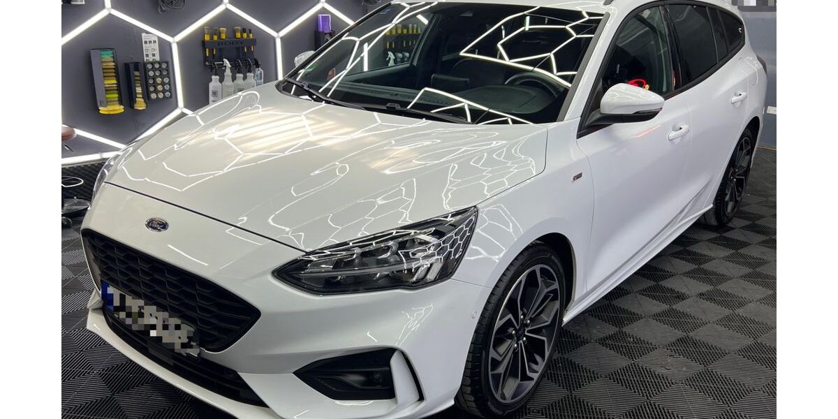 Ford Focus 69.400 km 12.000 &euro; Schwieberdingen 71701