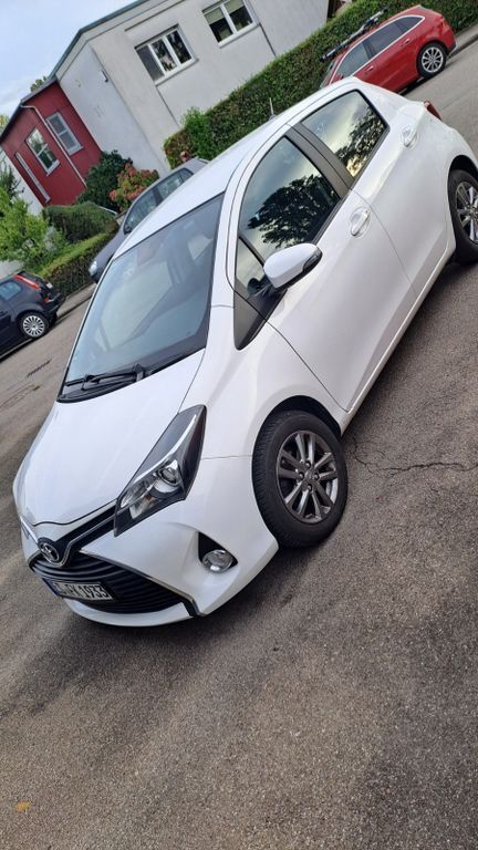 Toyota Yaris 100.800 km 7.500 € Aichwald 73773