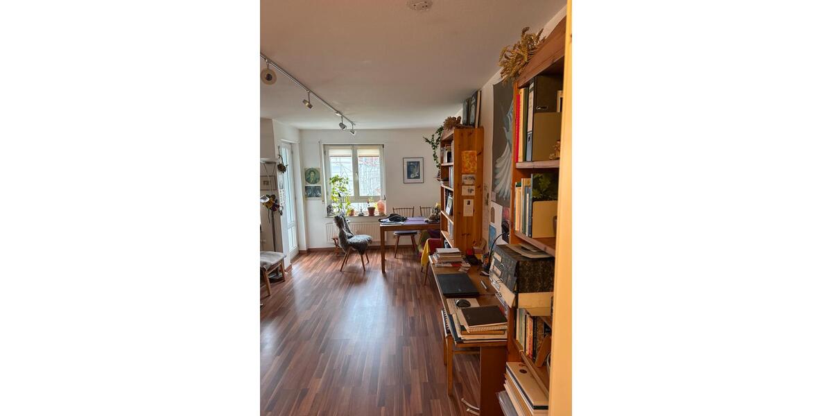 Gepflegte 2-Zimmer-Wohnung mit Balkon & TG-Stellplatz in Tübingen 2 zimmer