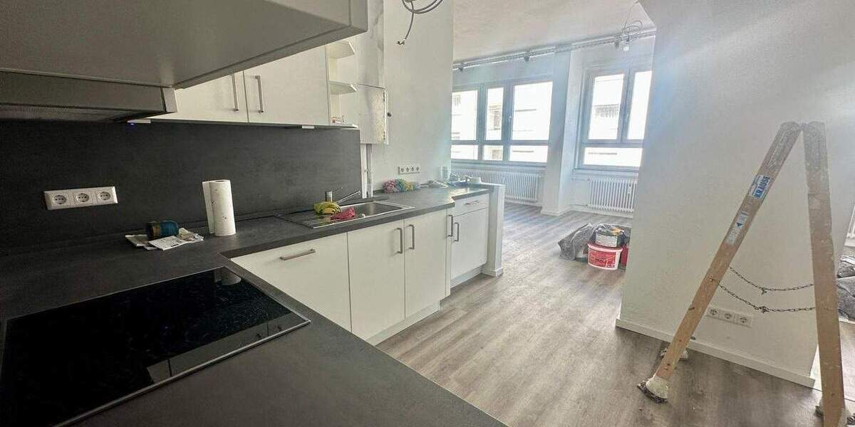 Etagenwohnung Stuttgart Ost - 3 Zimmer, 126 m&sup2;, 2.200&euro; | Angebot:25674459