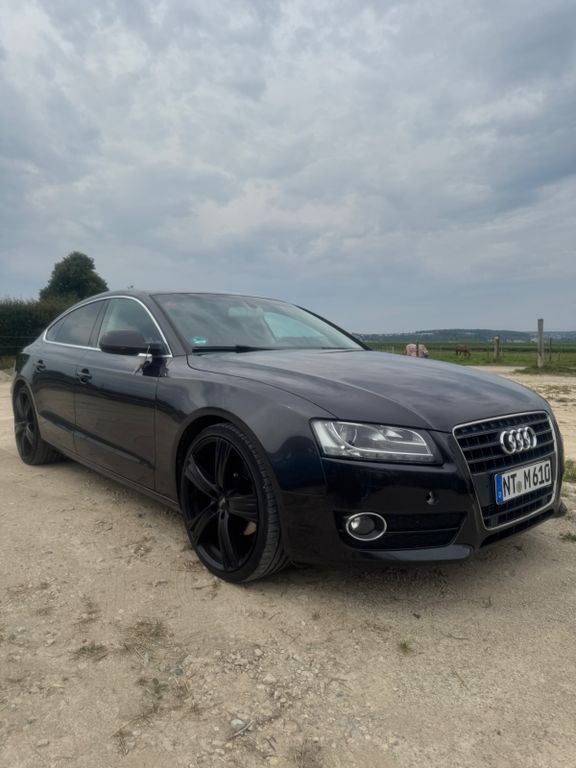 Audi A5 201.000 km 8.900 € Metzingen 72655