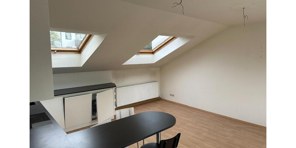 Dachgeschoßwohnung Stuttgart Hedelfingen - 2 Zimmer, 54 m&sup2;, 219.000&euro; | Angebot:23928181