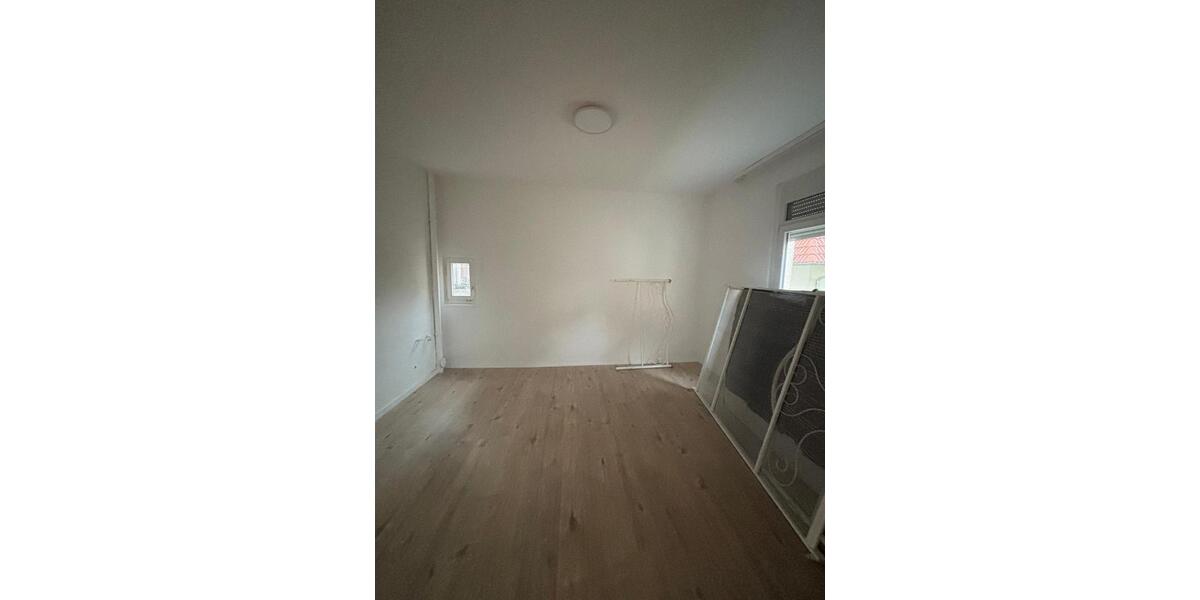 Erdgeschoßwohnung Ludwigsburg - 2 Zimmer, 68 m&sup2;, 1.070&euro; | Angebot:26414156