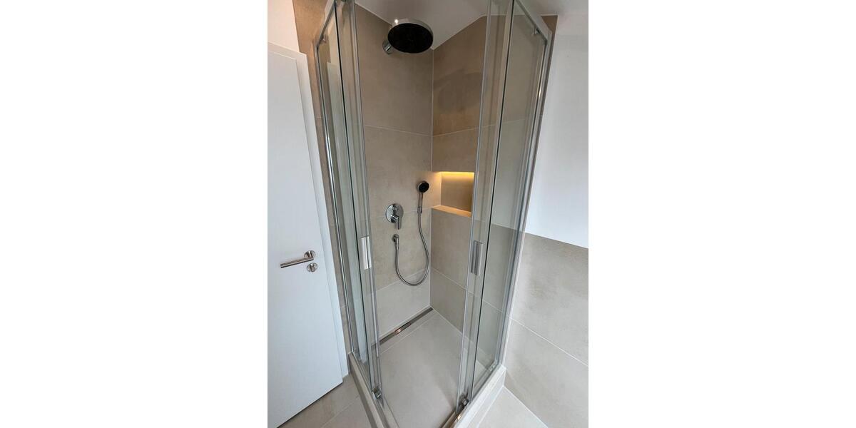 Dachgeschoßwohnung Kornwestheim - 3 Zimmer, 55 m&sup2;, 1.100&euro; | Angebot:27591475